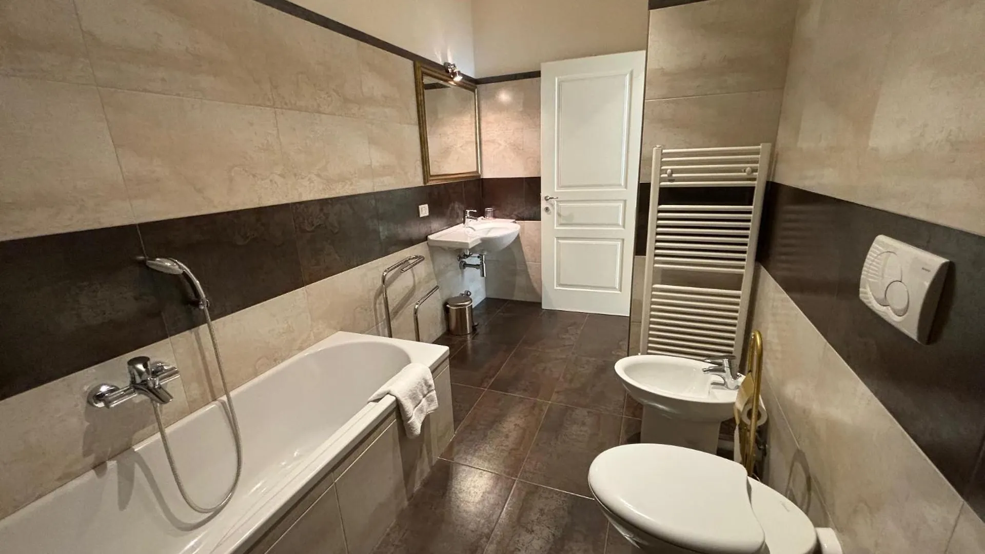 AD Verona flat
