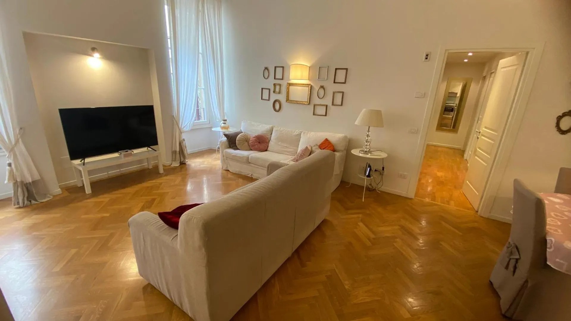 AD Verona flat 0*,